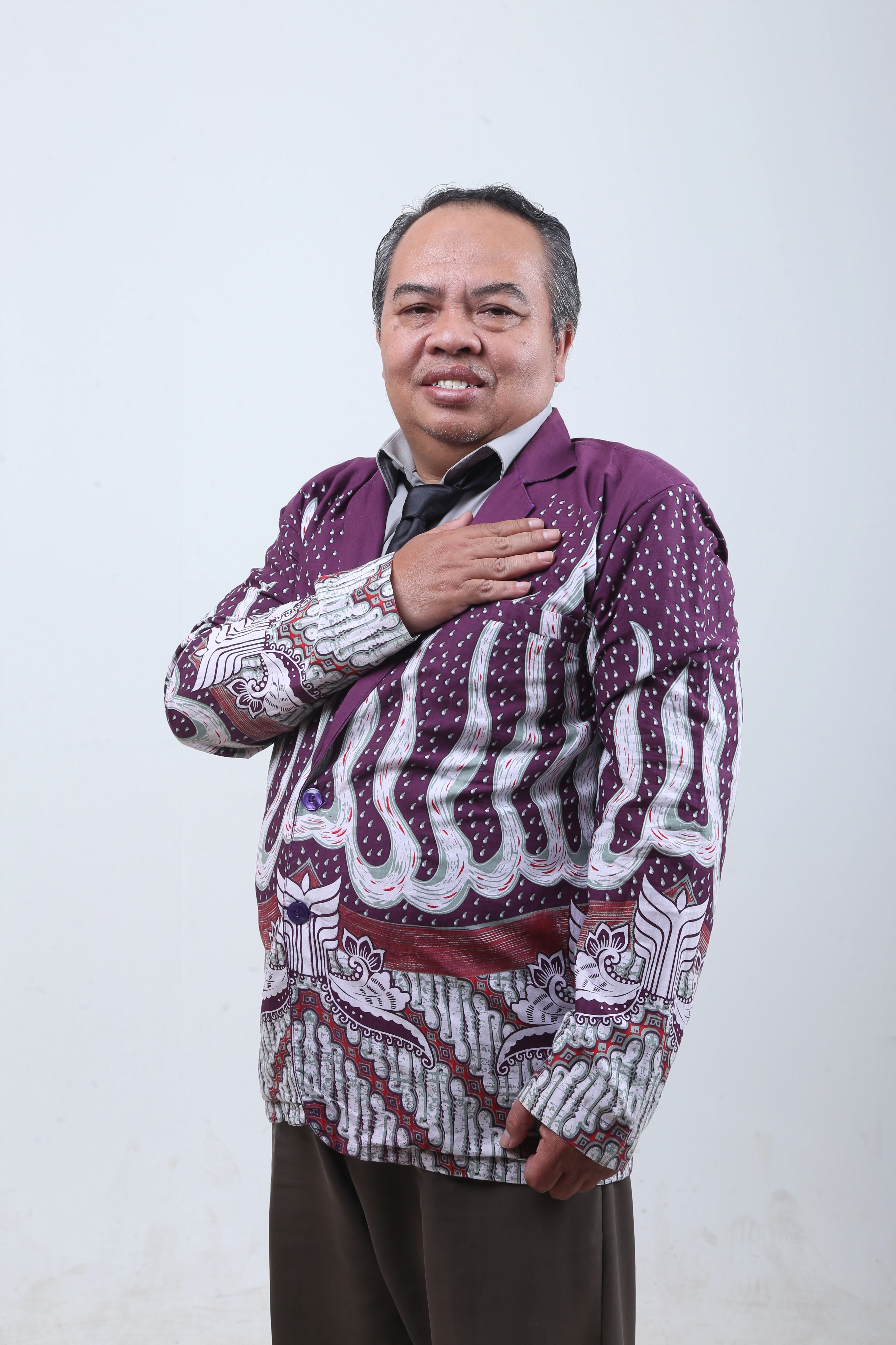 Toteng Suhara, S.Ag., M.Sos.