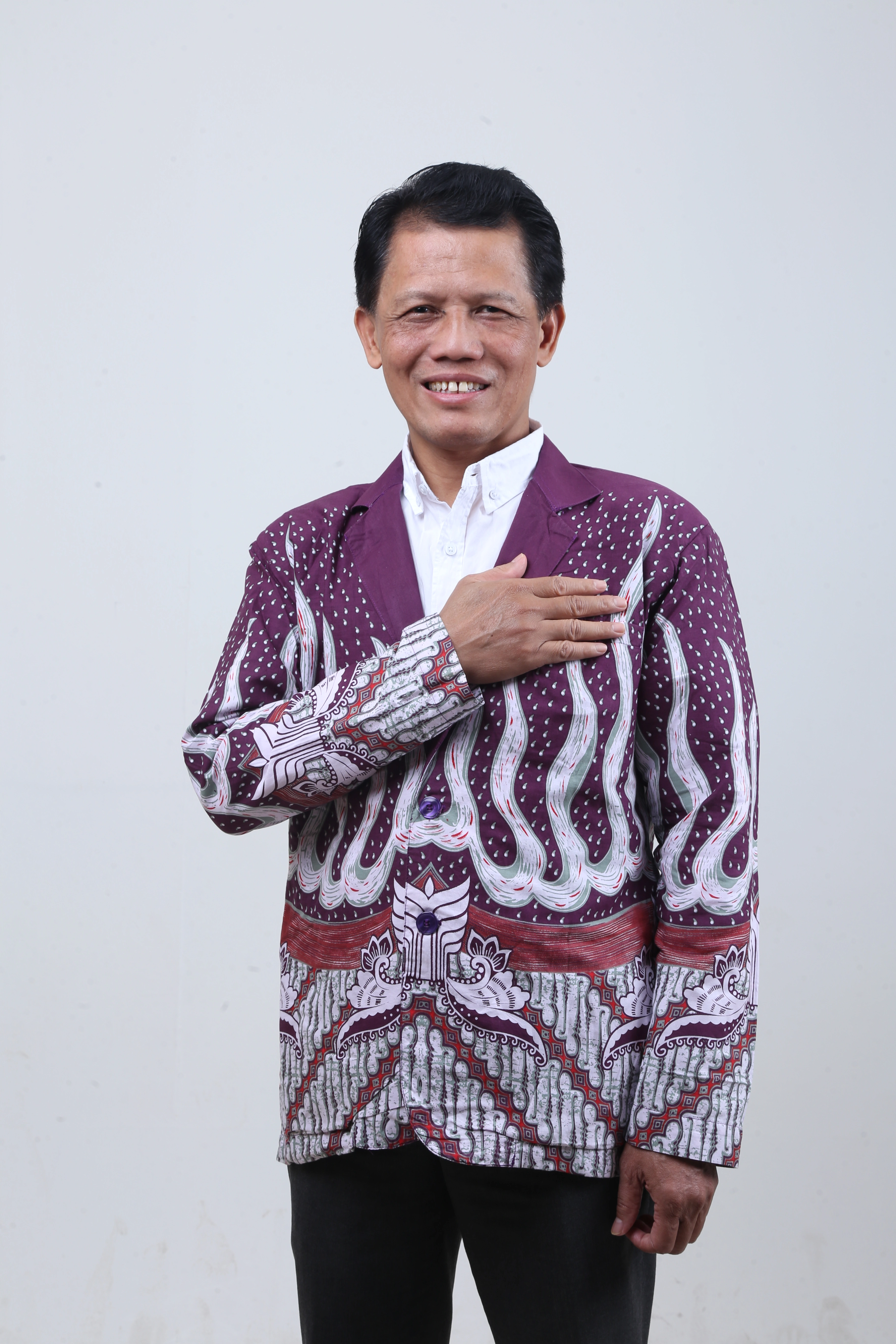 Dr. Ali Maddinsyah, M.M.